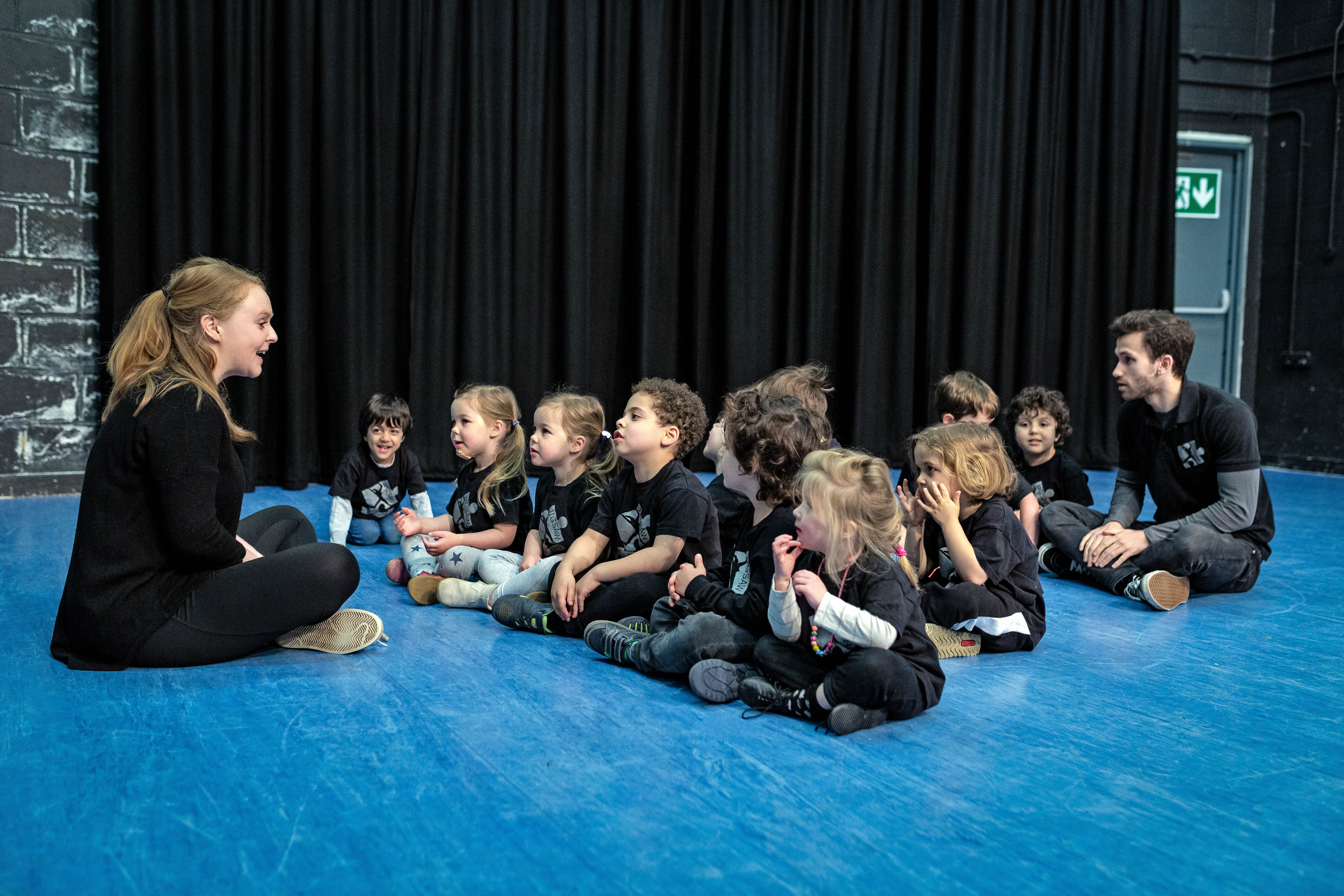 Unlocking Creativity: What Makes a Great Performing Arts Teacher